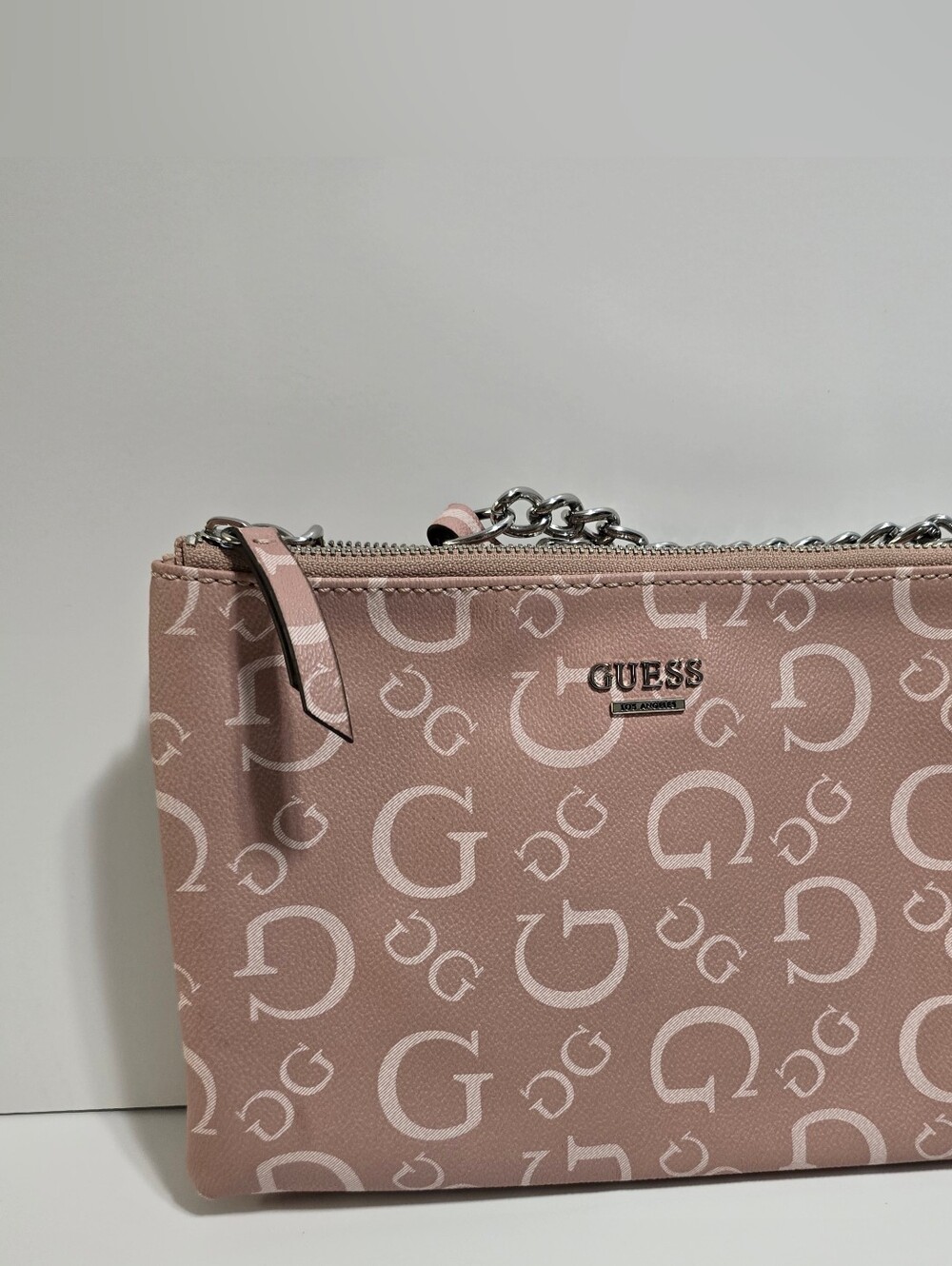 GUESS Los Angeles Pink Logo-Print Chain Strap Cross Body Bag